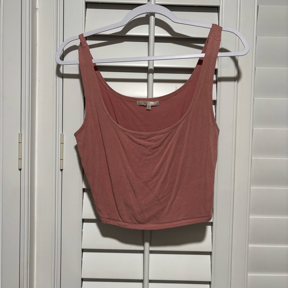 Pink tank top